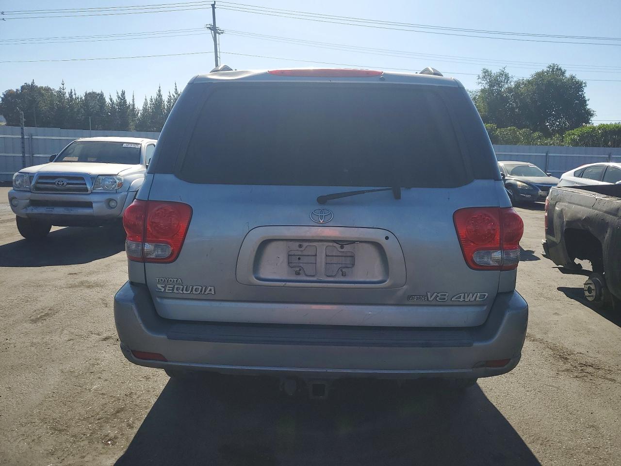 2007 TOYOTA SEQUOIA SR5 photo 6