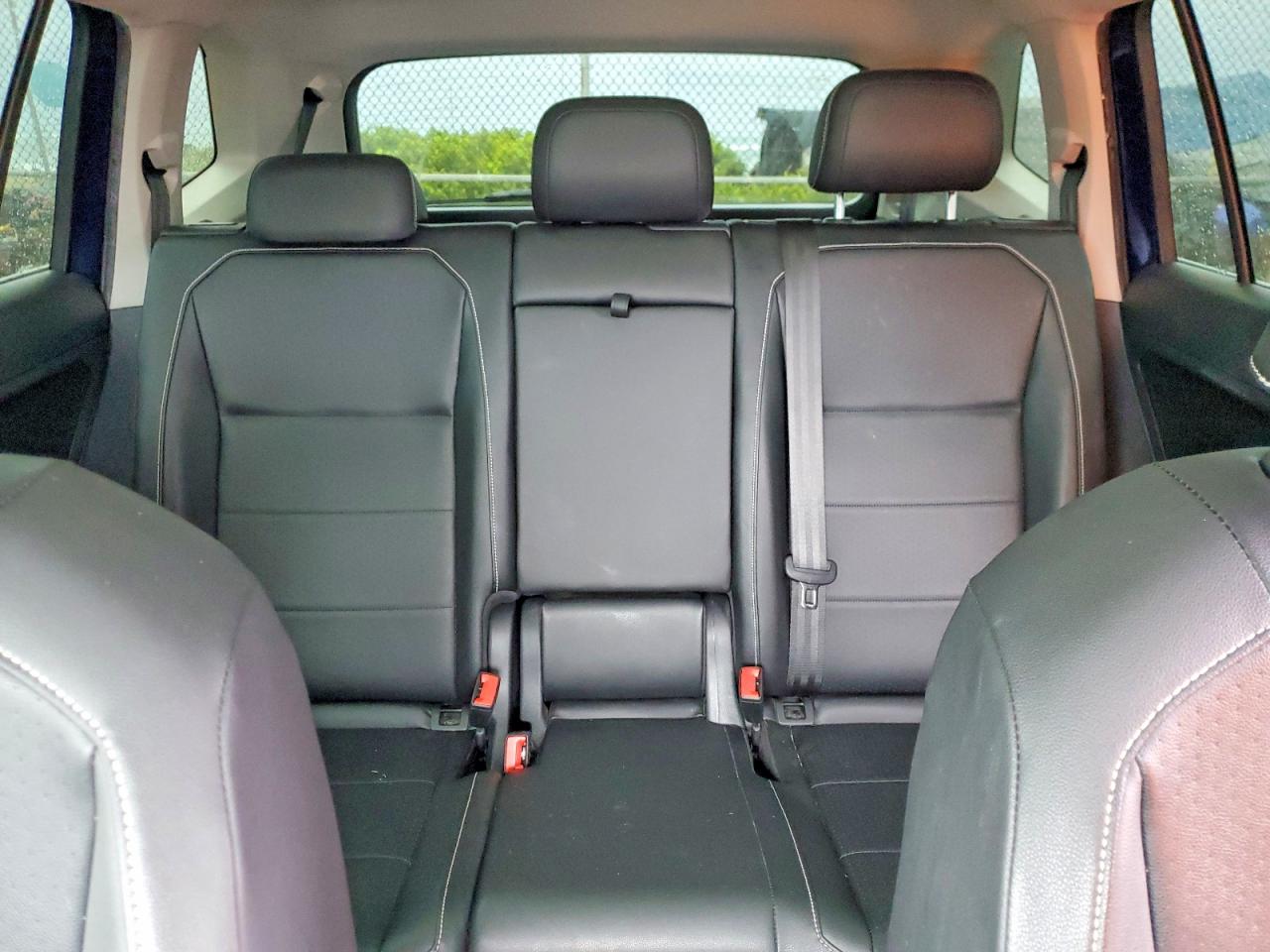 2021 VOLKSWAGEN TIGUAN SE photo 19