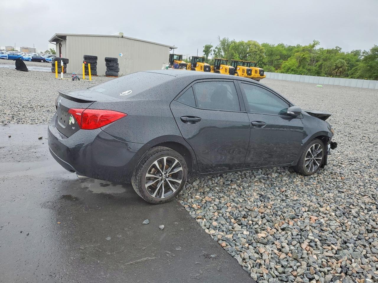 2019 TOYOTA COROLLA SE photo 5