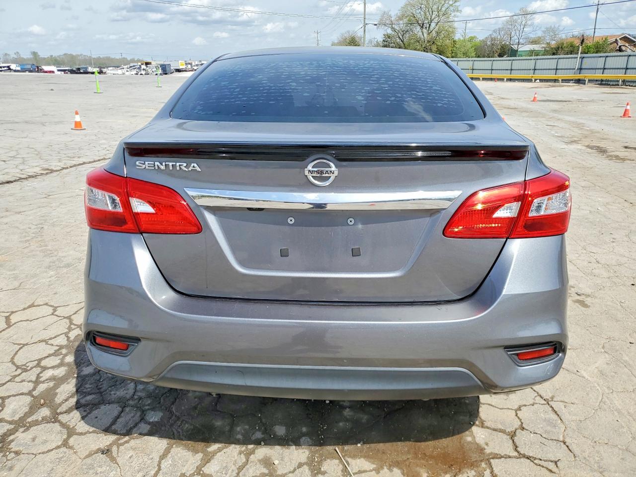 2018 NISSAN SENTRA S photo 16