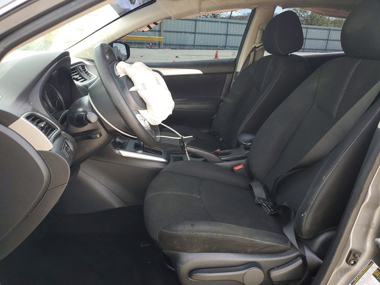 2018 NISSAN SENTRA S photo 19