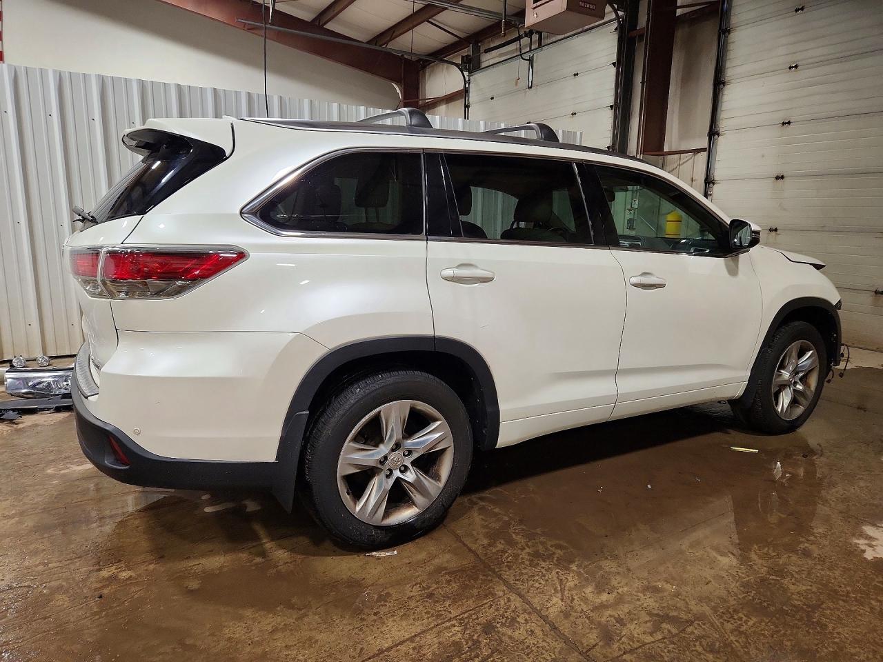 2014 TOYOTA HIGHLANDER LIMITED photo 3