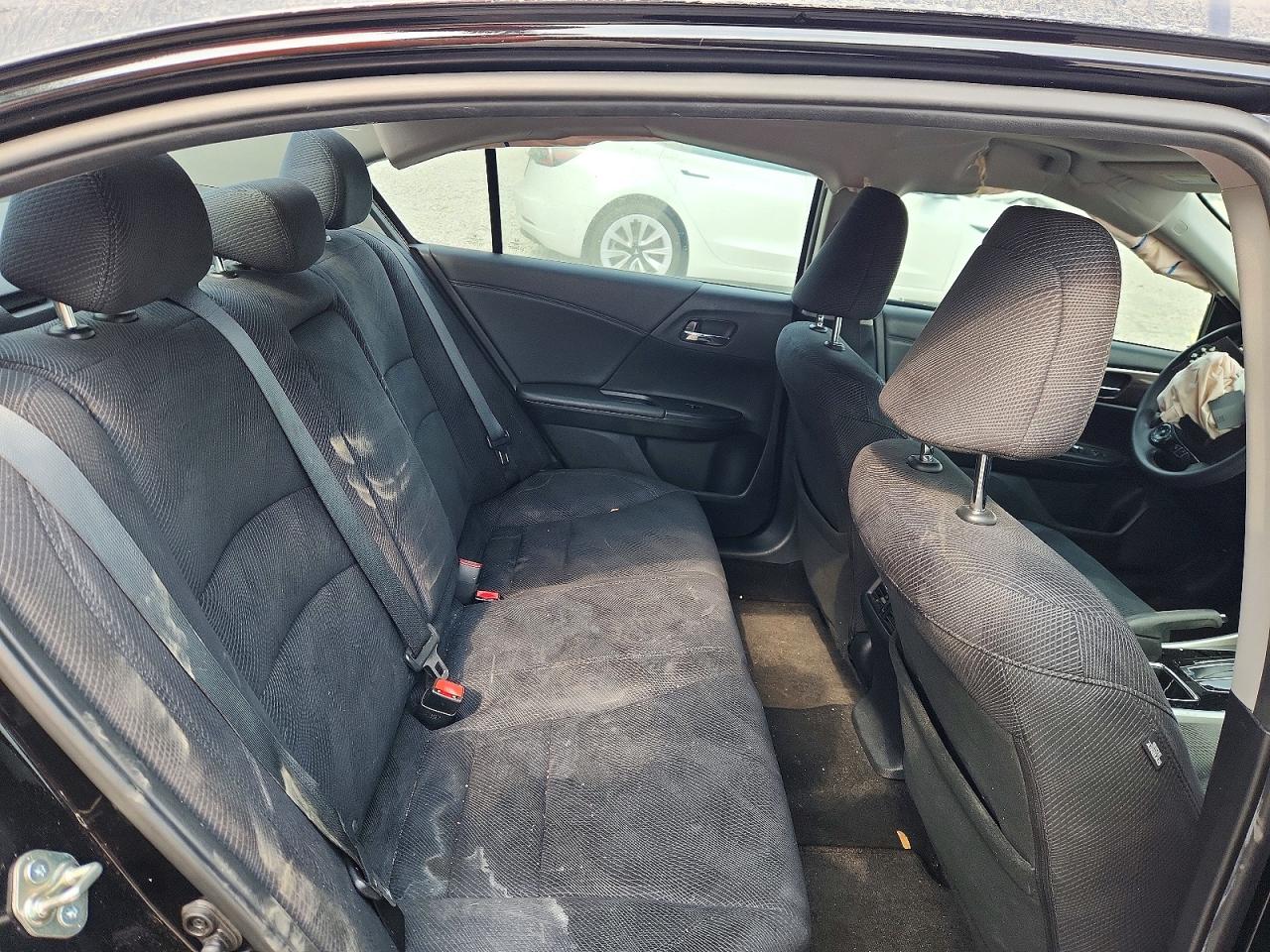 2017 HONDA ACCORD EX photo 19