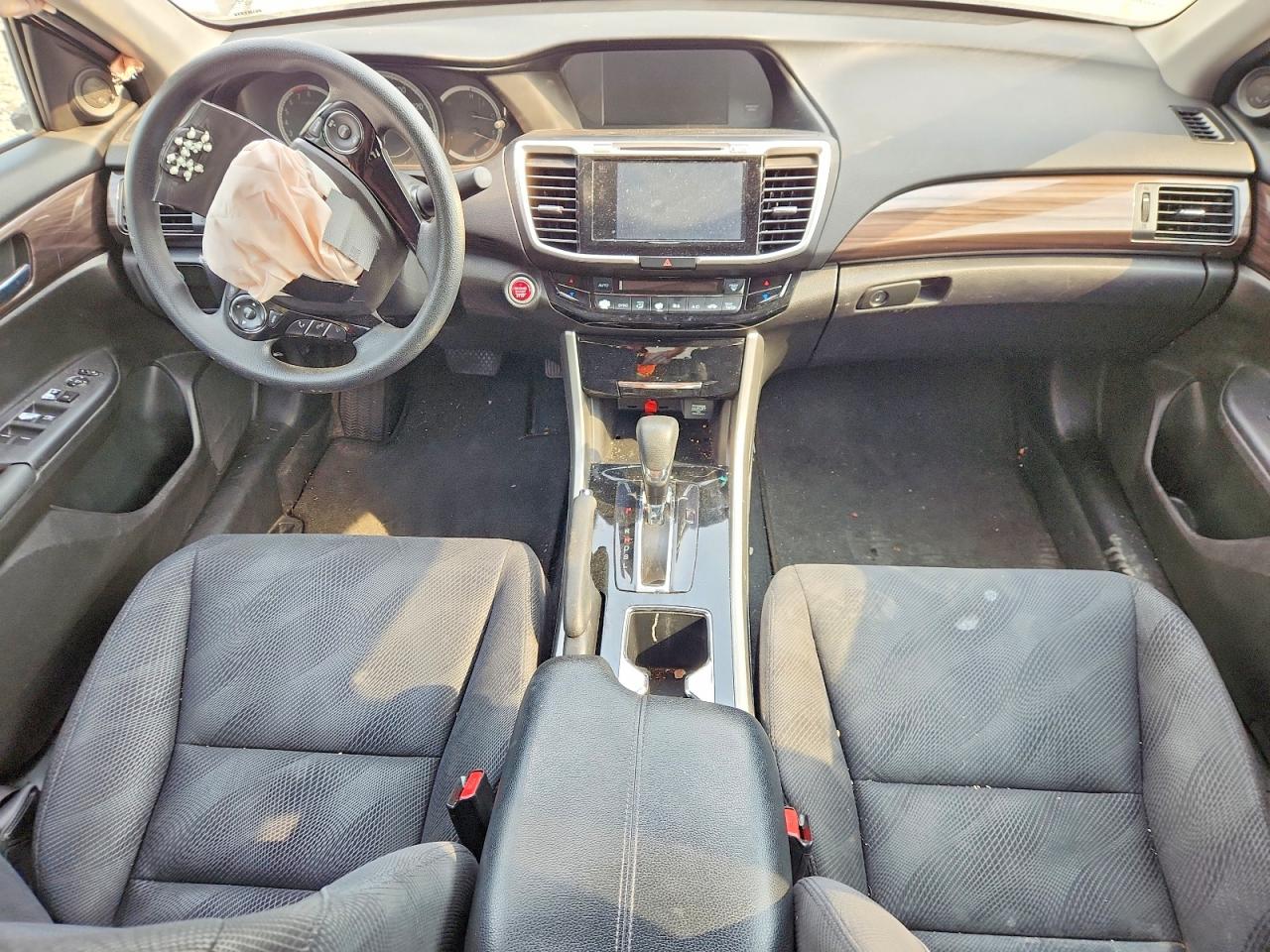2017 HONDA ACCORD EX photo 15