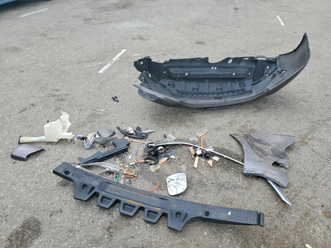 2014 TOYOTA SIENNA XLE 8-PASSENGER photo 25