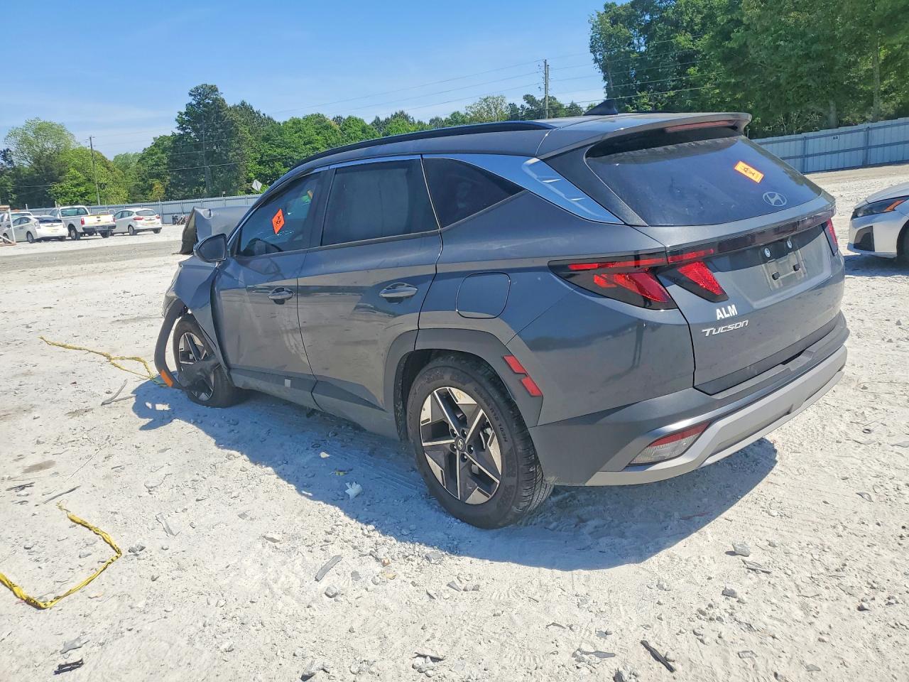 2025 HYUNDAI TUCSON SEL photo 2