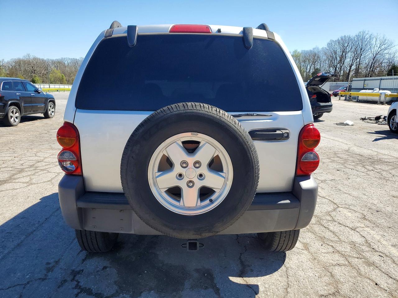 2002 JEEP LIBERTY SPORT photo 11