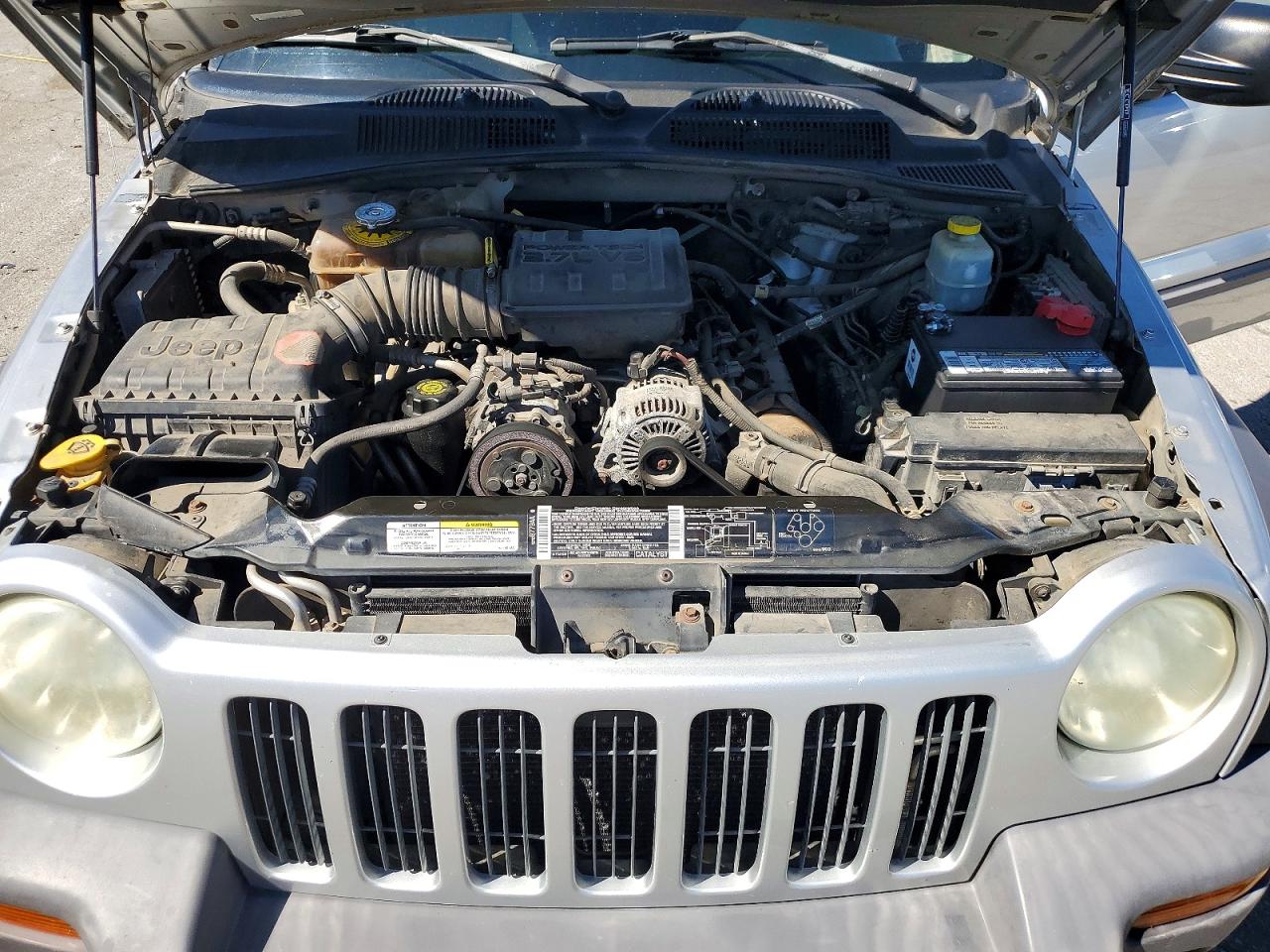 2002 JEEP LIBERTY SPORT photo 23