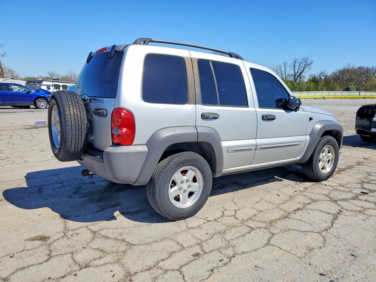 2002 JEEP LIBERTY SPORT photo 5