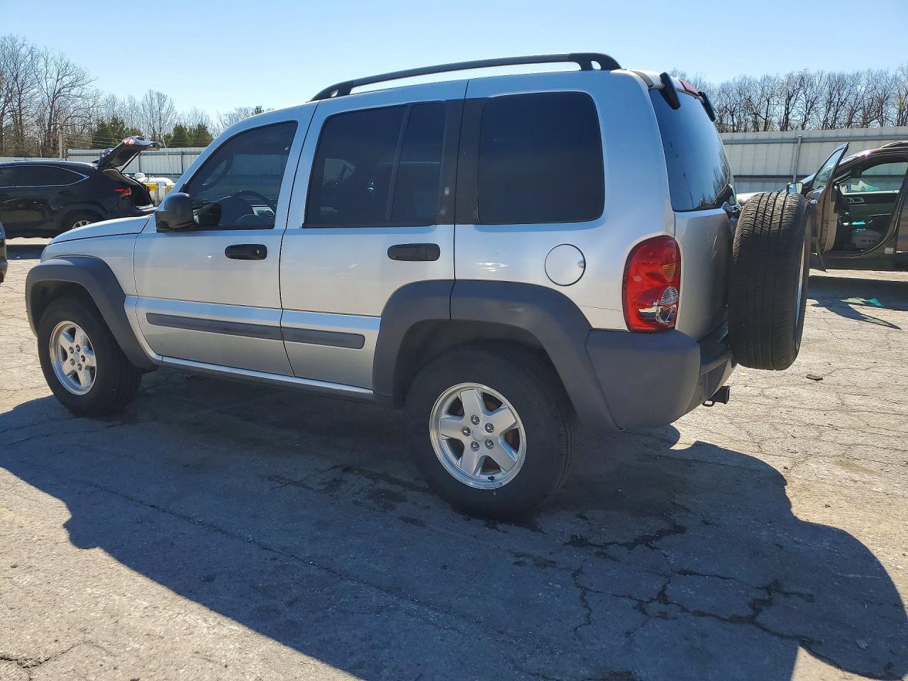 2002 JEEP LIBERTY SPORT photo 3
