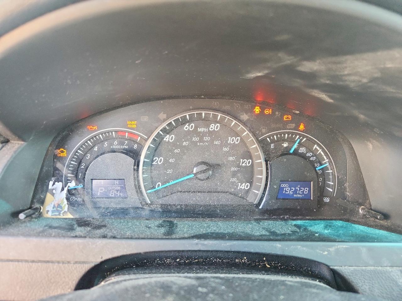 2015 TOYOTA CAMRY LE photo 25