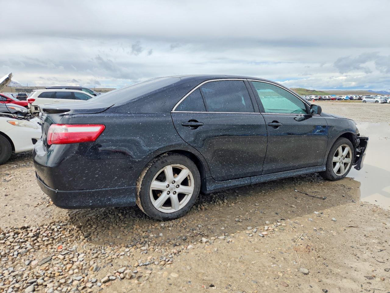 2009 TOYOTA CAMRY SE photo 3