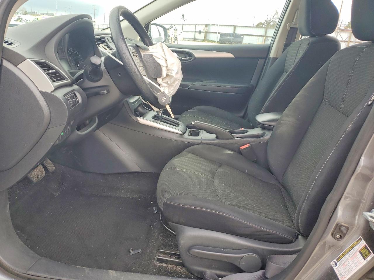 2016 NISSAN SENTRA photo 7