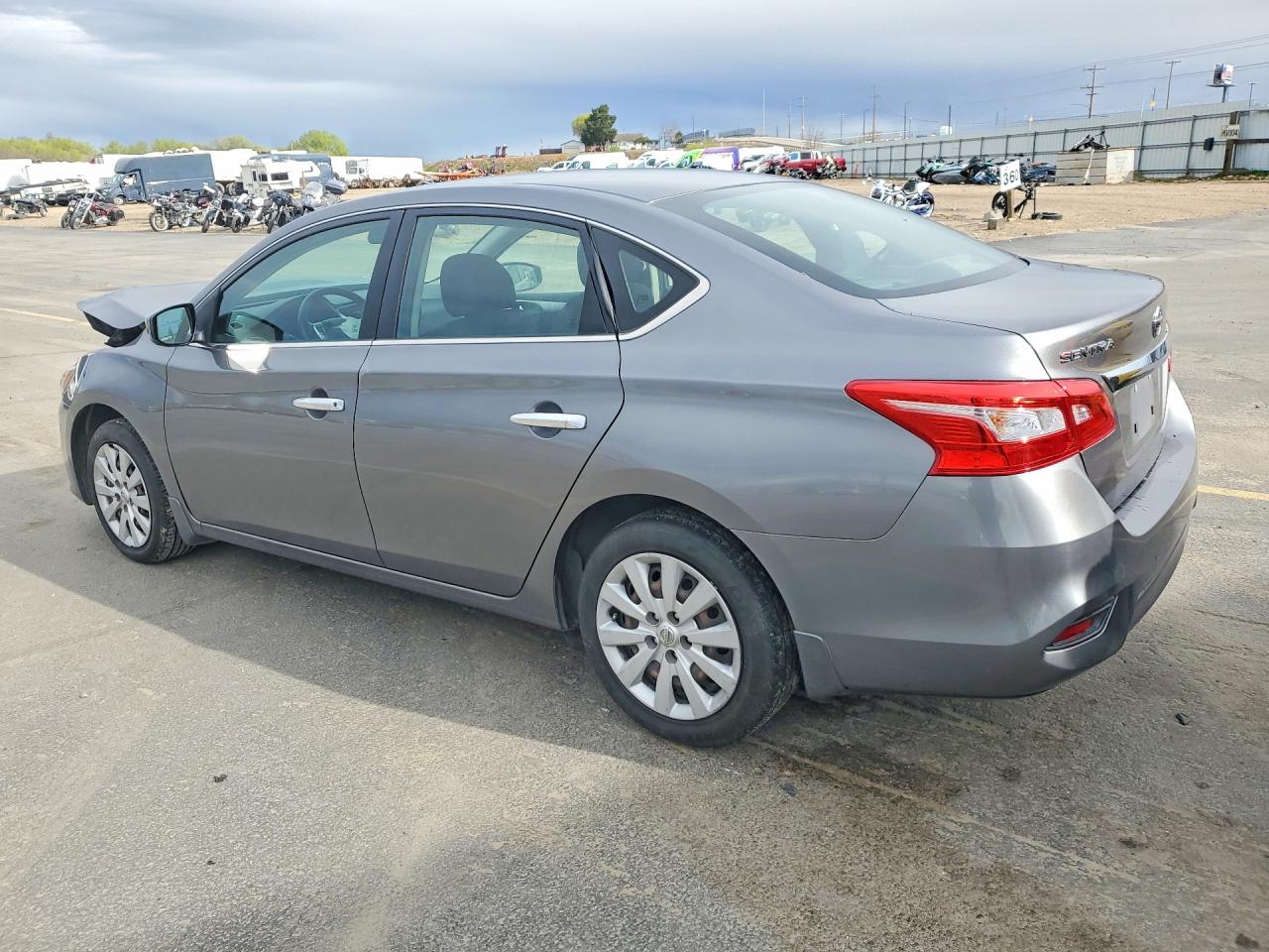 2016 NISSAN SENTRA photo 2