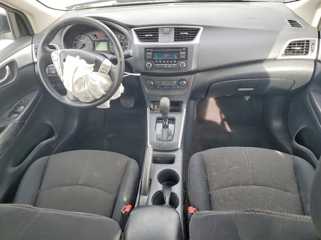 2016 NISSAN SENTRA photo 8