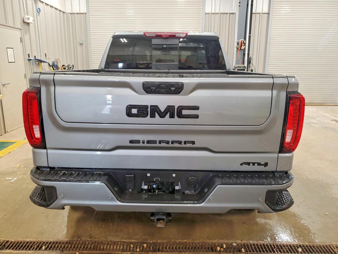 2025 GMC SIERRA photo 16