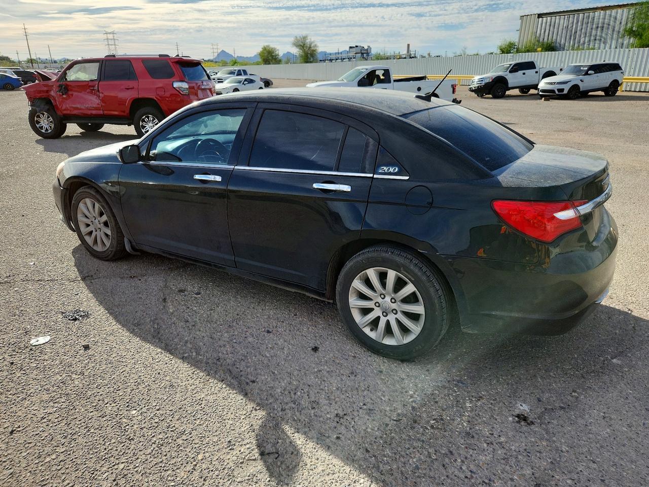 2013 CHRYSLER 200 LIMITED photo 3