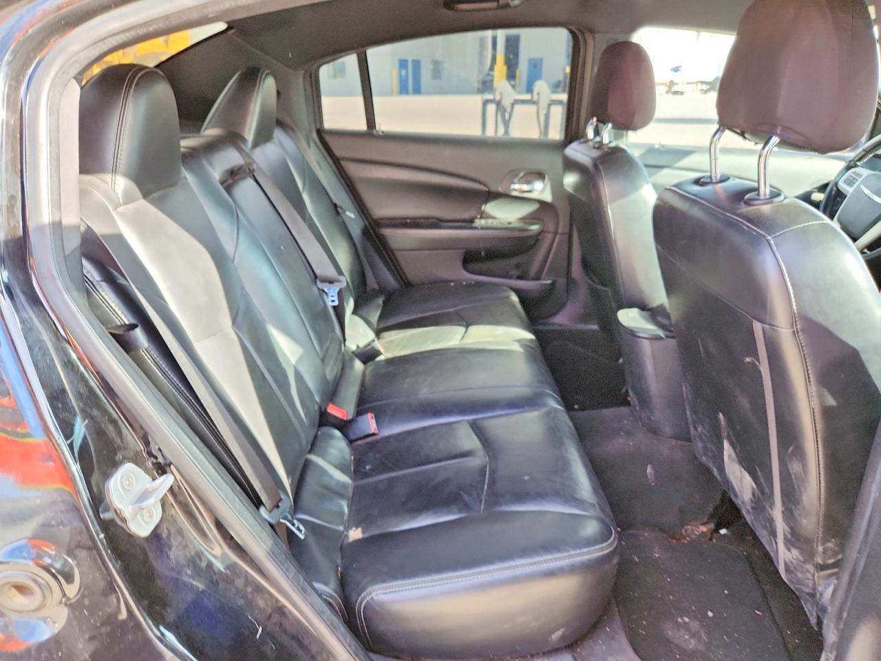 2013 CHRYSLER 200 LIMITED photo 19