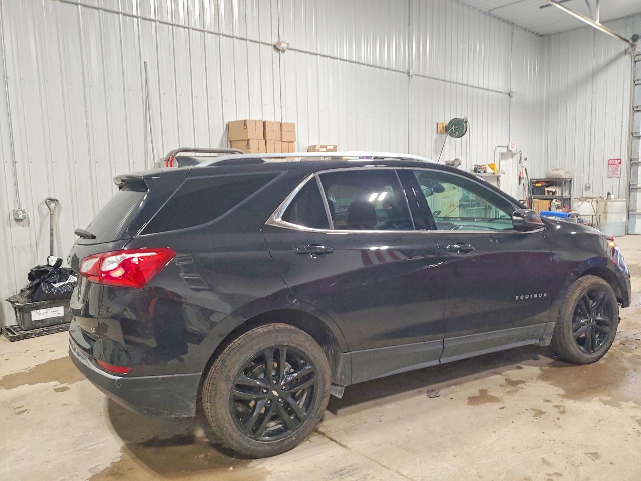 2020 CHEVROLET EQUINOX LT photo 3