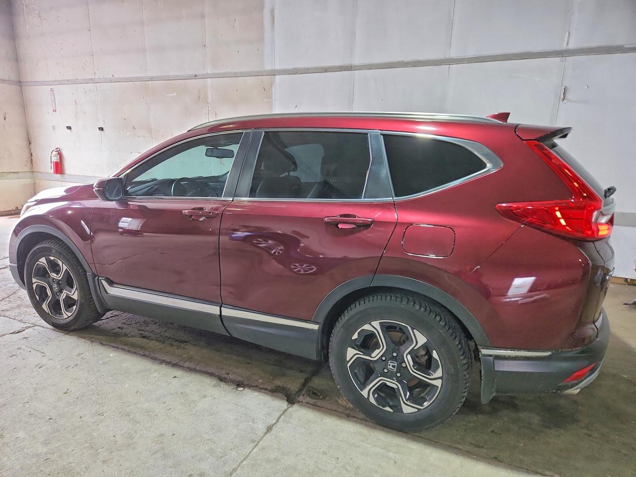 2017 HONDA CR-V TOURING photo 2