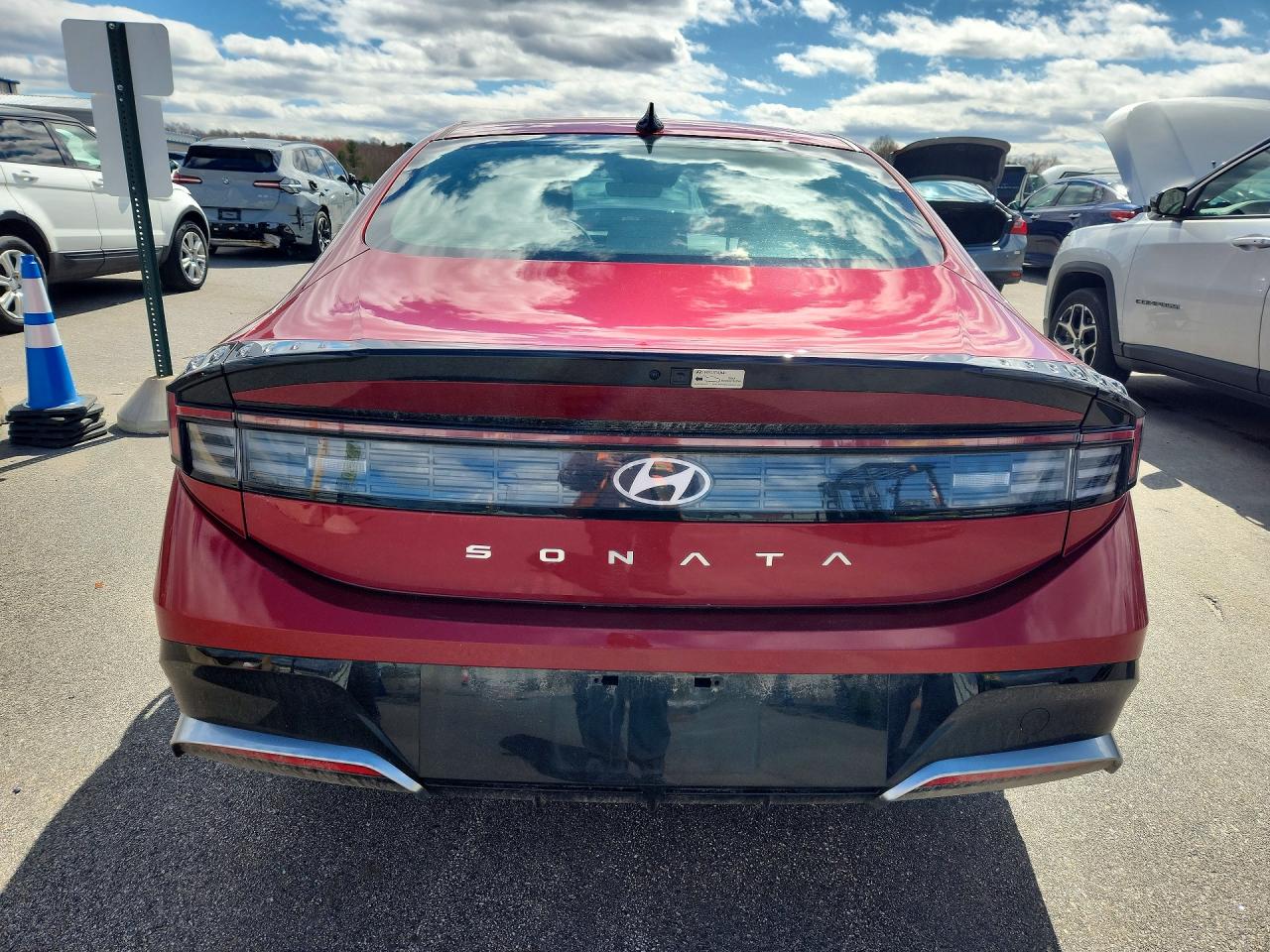 2025 HYUNDAI SONATA SEL photo 11