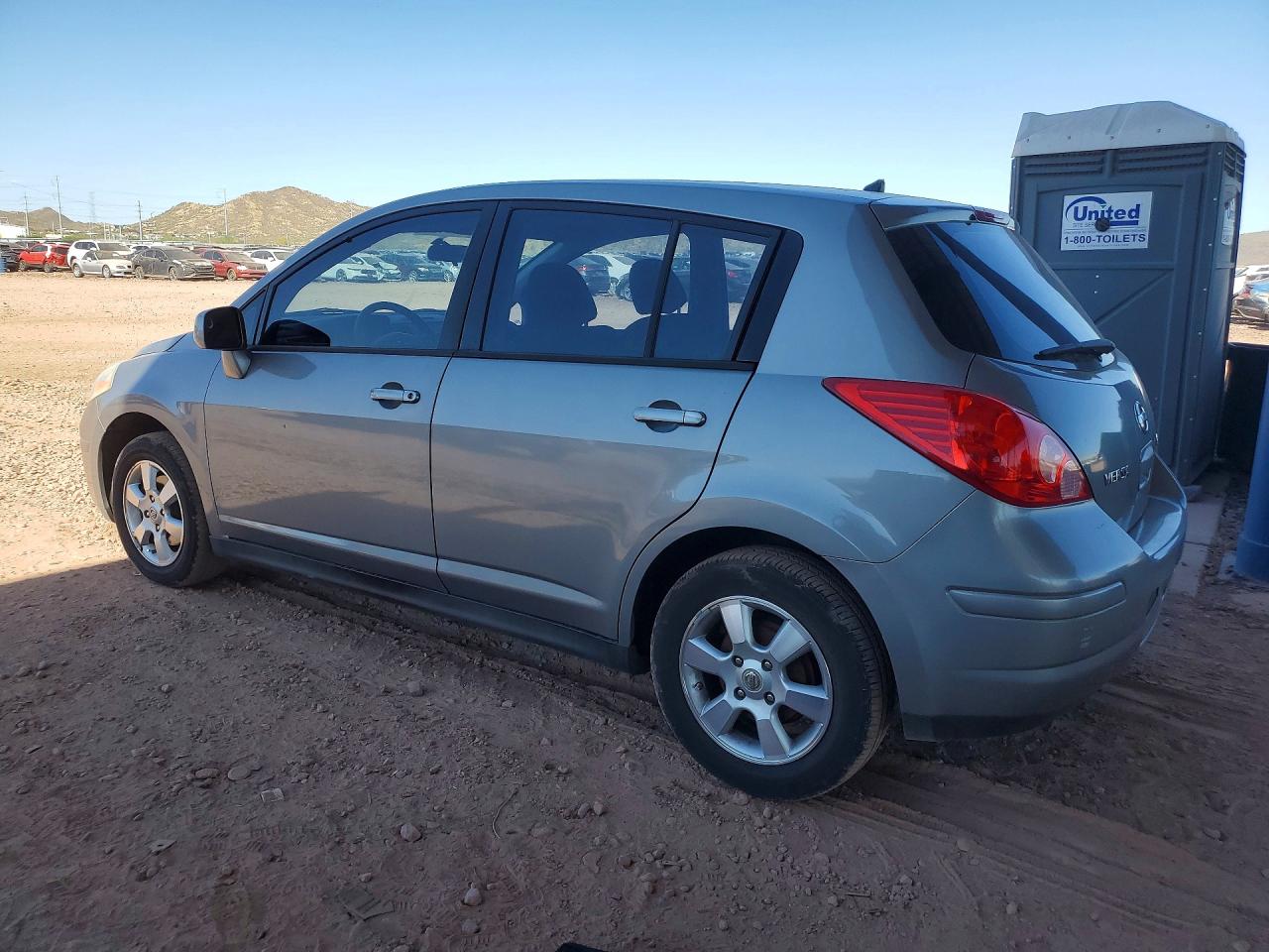 2012 NISSAN VERSA 1.8 S photo 3