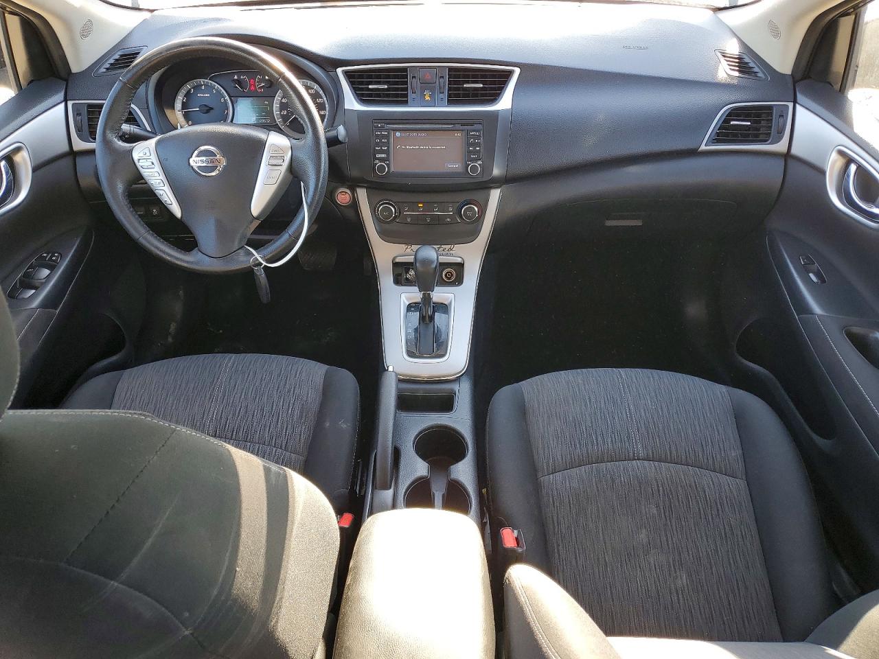 2015 NISSAN SENTRA SV photo 22