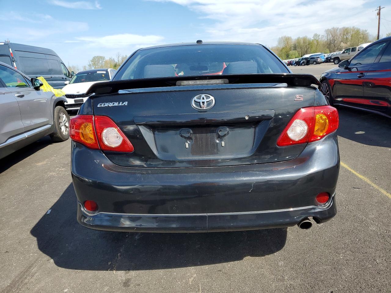 2010 TOYOTA COROLLA S photo 6