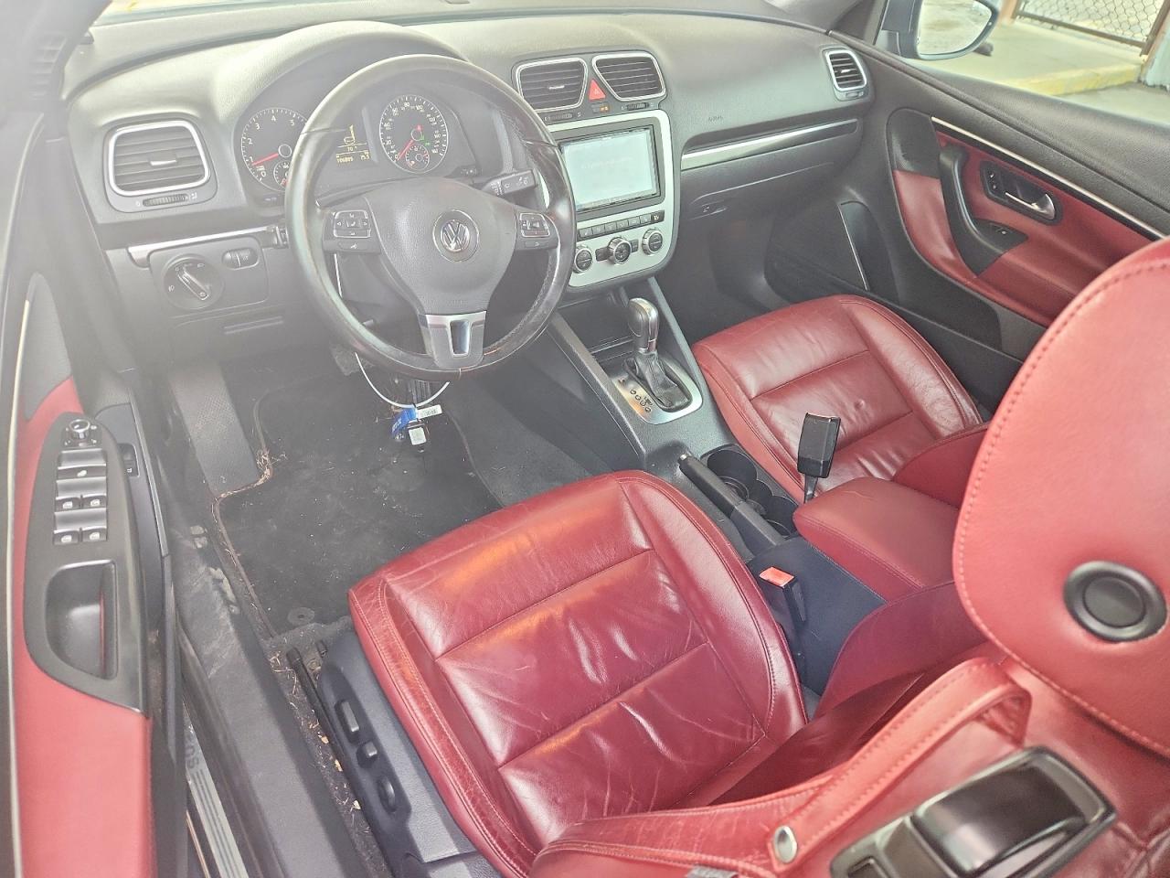 2013 VOLKSWAGEN EOS LUX photo 15