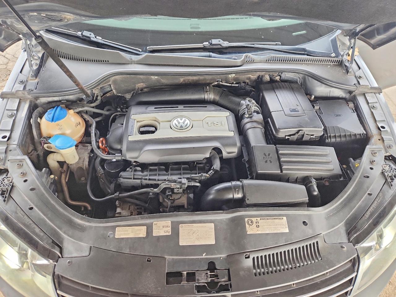 2013 VOLKSWAGEN EOS LUX photo 21