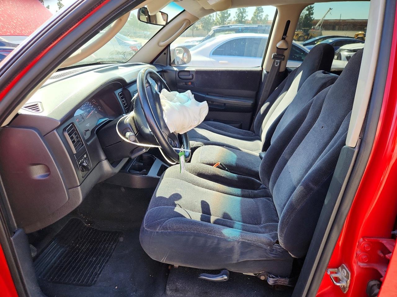 2002 DODGE DAKOTA QUAD SPORT photo 13
