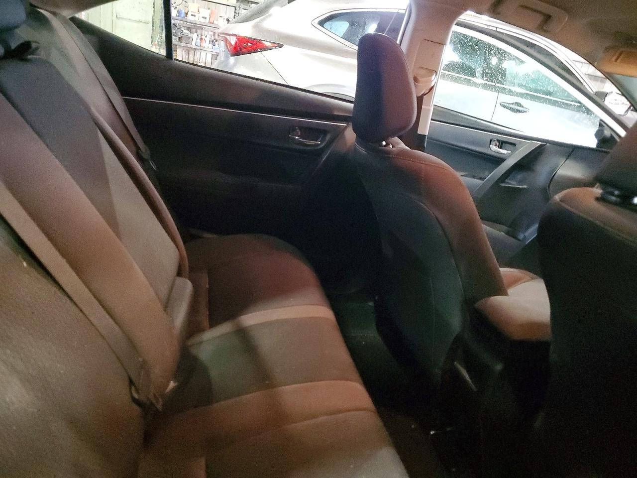 2018 TOYOTA COROLLA LE photo 19