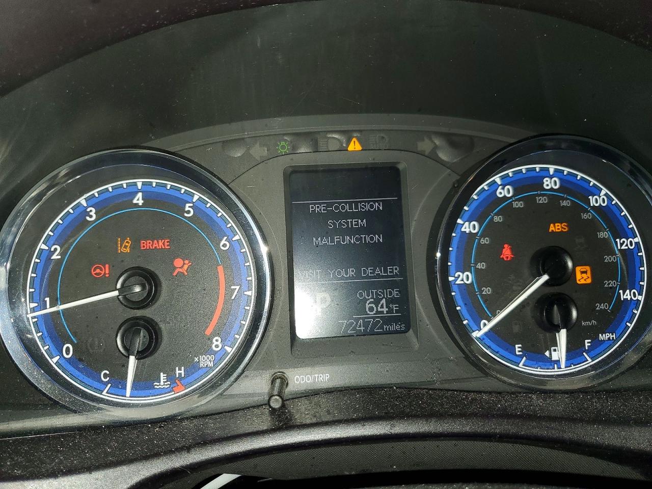 2018 TOYOTA COROLLA LE photo 17