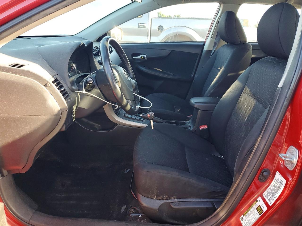 2009 TOYOTA COROLLA S photo 13
