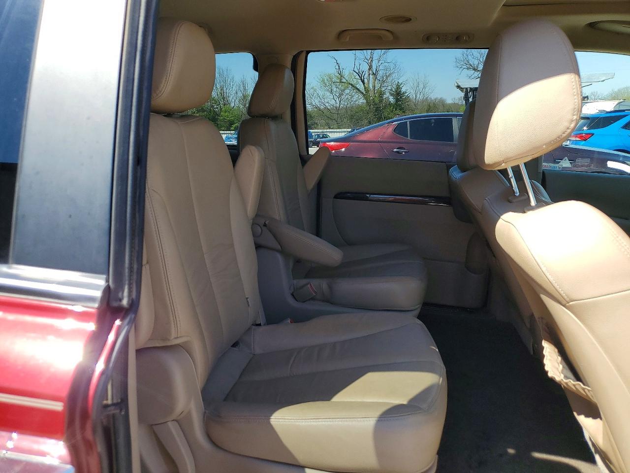 2012 KIA SEDONA EX photo 21