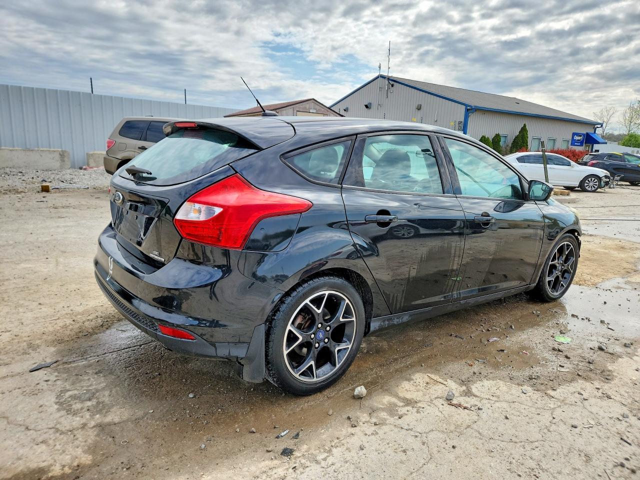 2014 FORD FOCUS SE photo 7