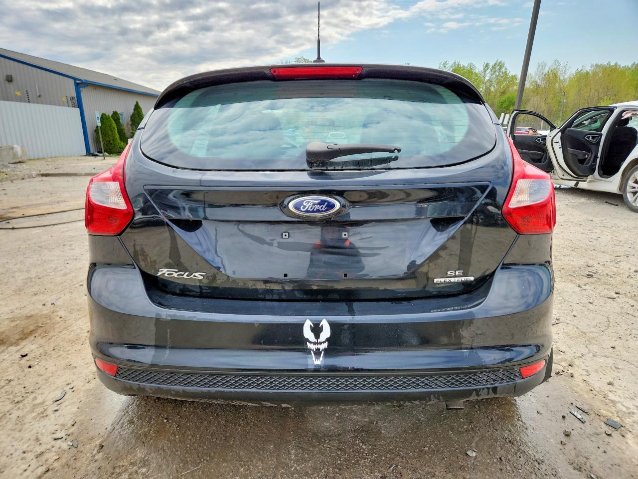 2014 FORD FOCUS SE photo 16