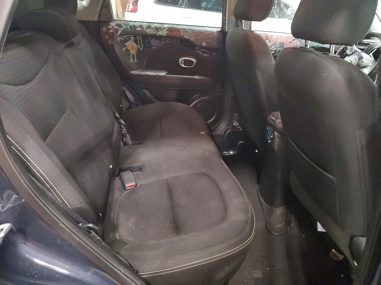 2016 KIA SOUL + photo 19