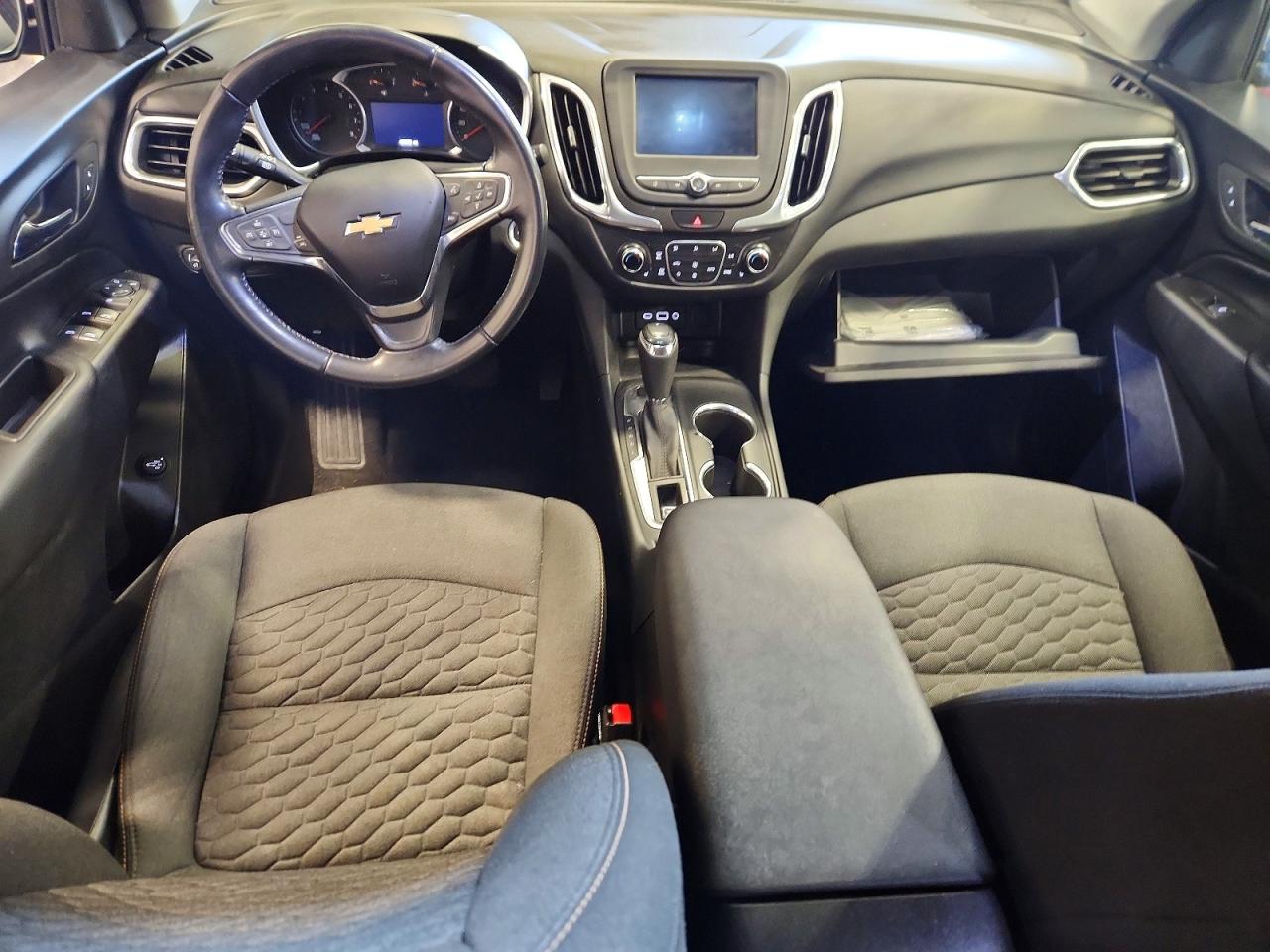 2020 CHEVROLET EQUINOX LT photo 8