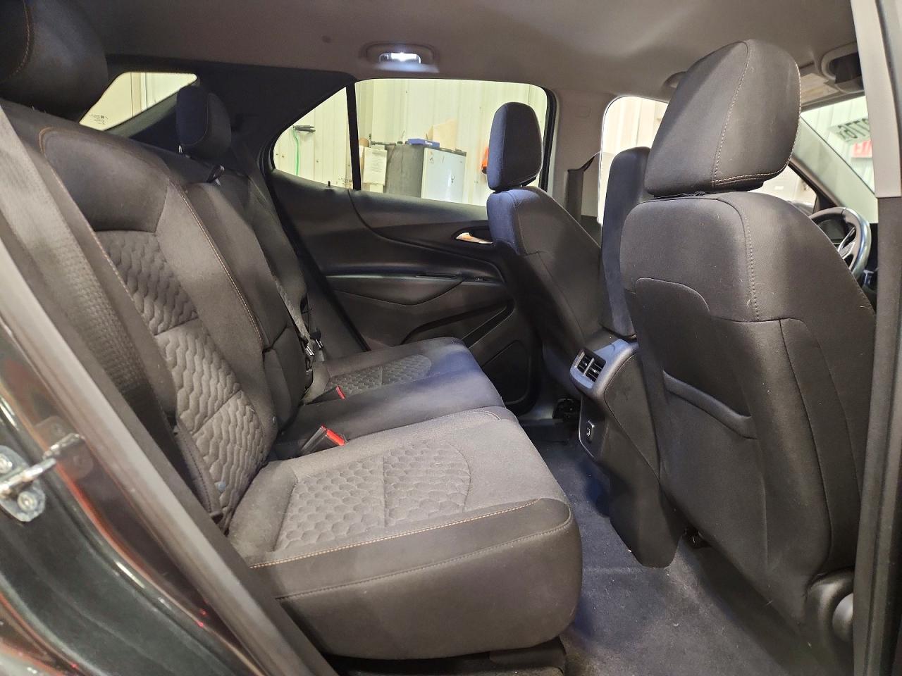2020 CHEVROLET EQUINOX LT photo 11