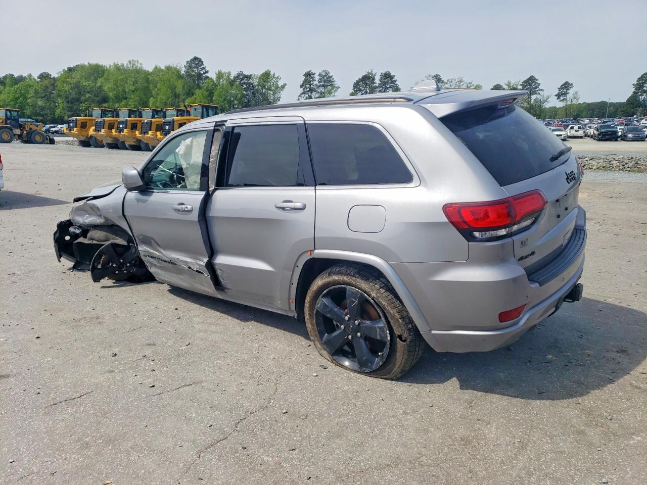 2015 JEEP GRAND CHEROKEE LAREDO photo 2