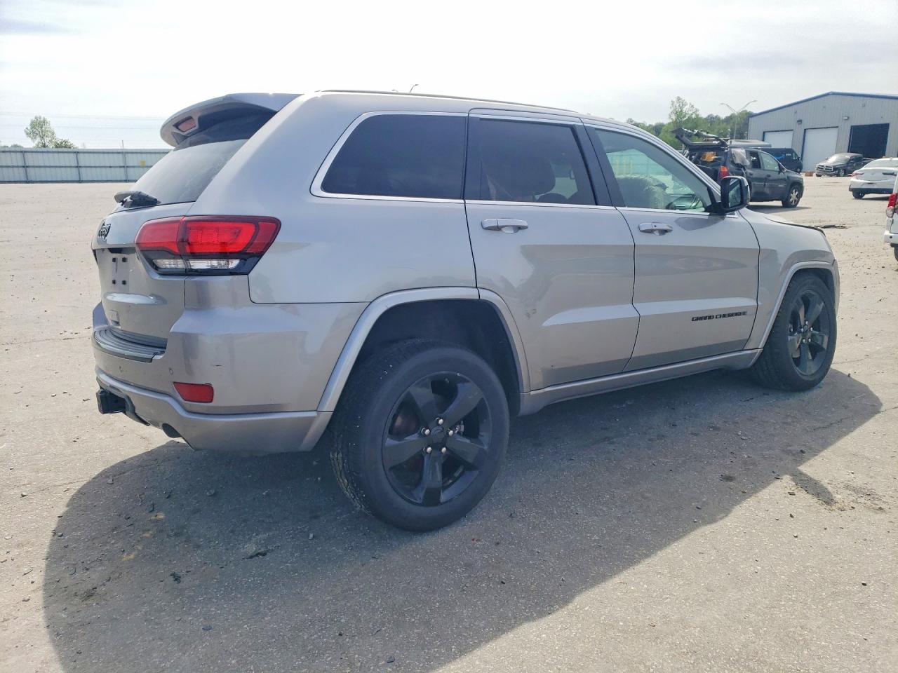 2015 JEEP GRAND CHEROKEE LAREDO photo 3