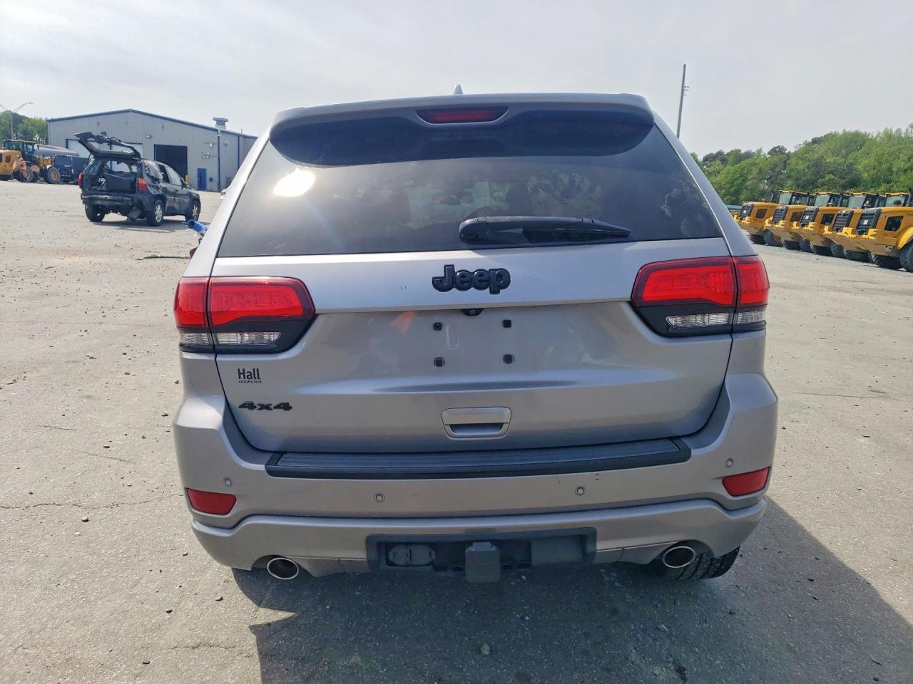 2015 JEEP GRAND CHEROKEE LAREDO photo 6