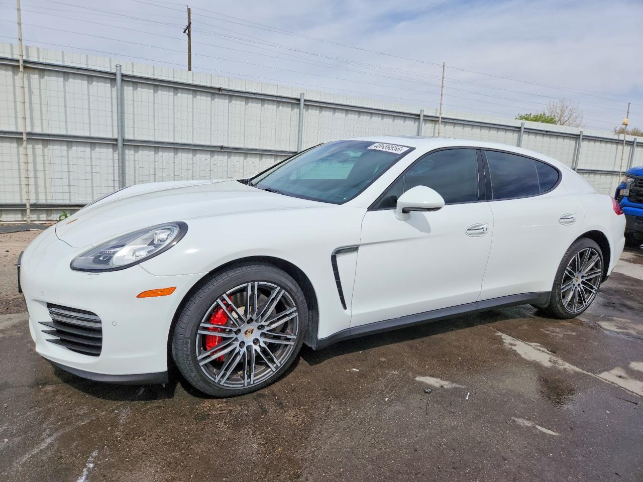 2015 PORSCHE PANAMERA