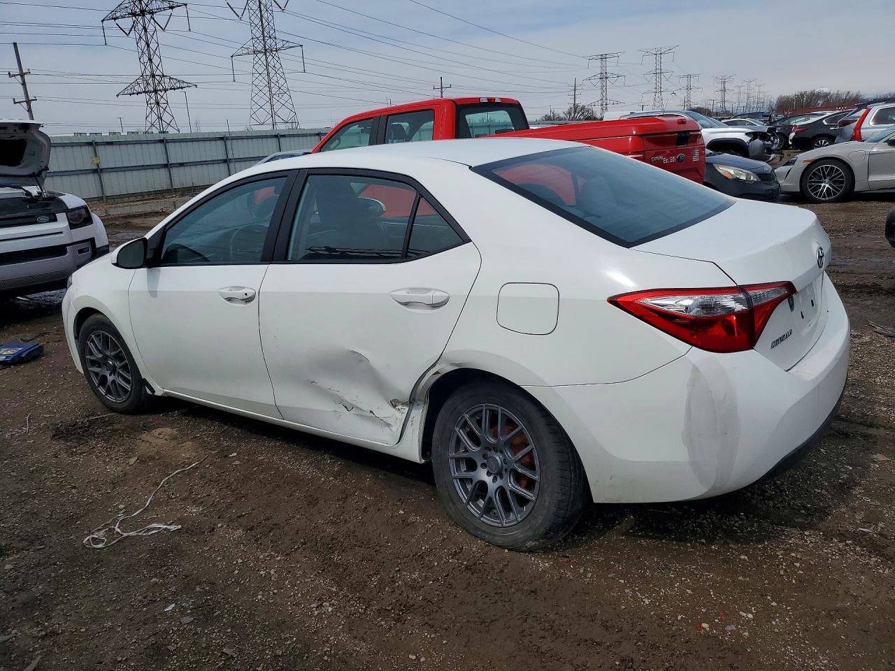 2014 TOYOTA COROLLA L photo 2