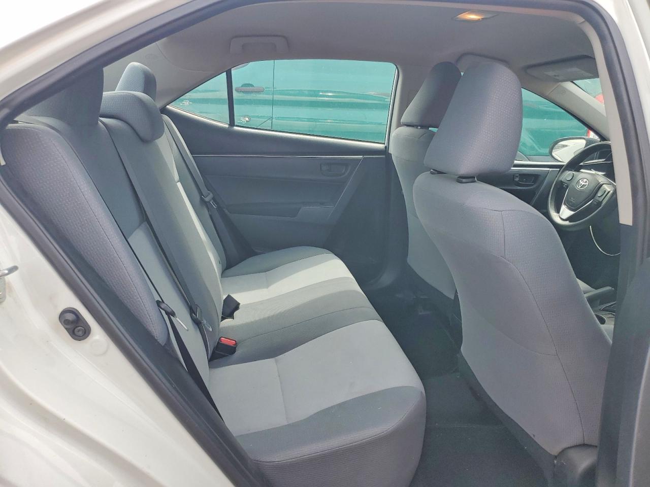 2014 TOYOTA COROLLA L photo 10