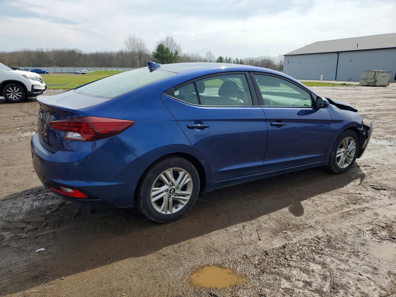 2020 HYUNDAI ELANTRA SEL photo 5