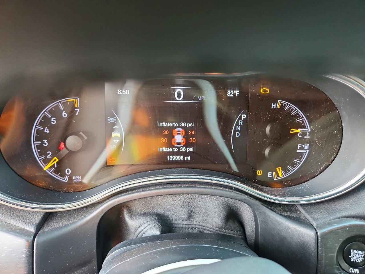 2018 JEEP GRAND CHEROKEE LAREDO photo 17