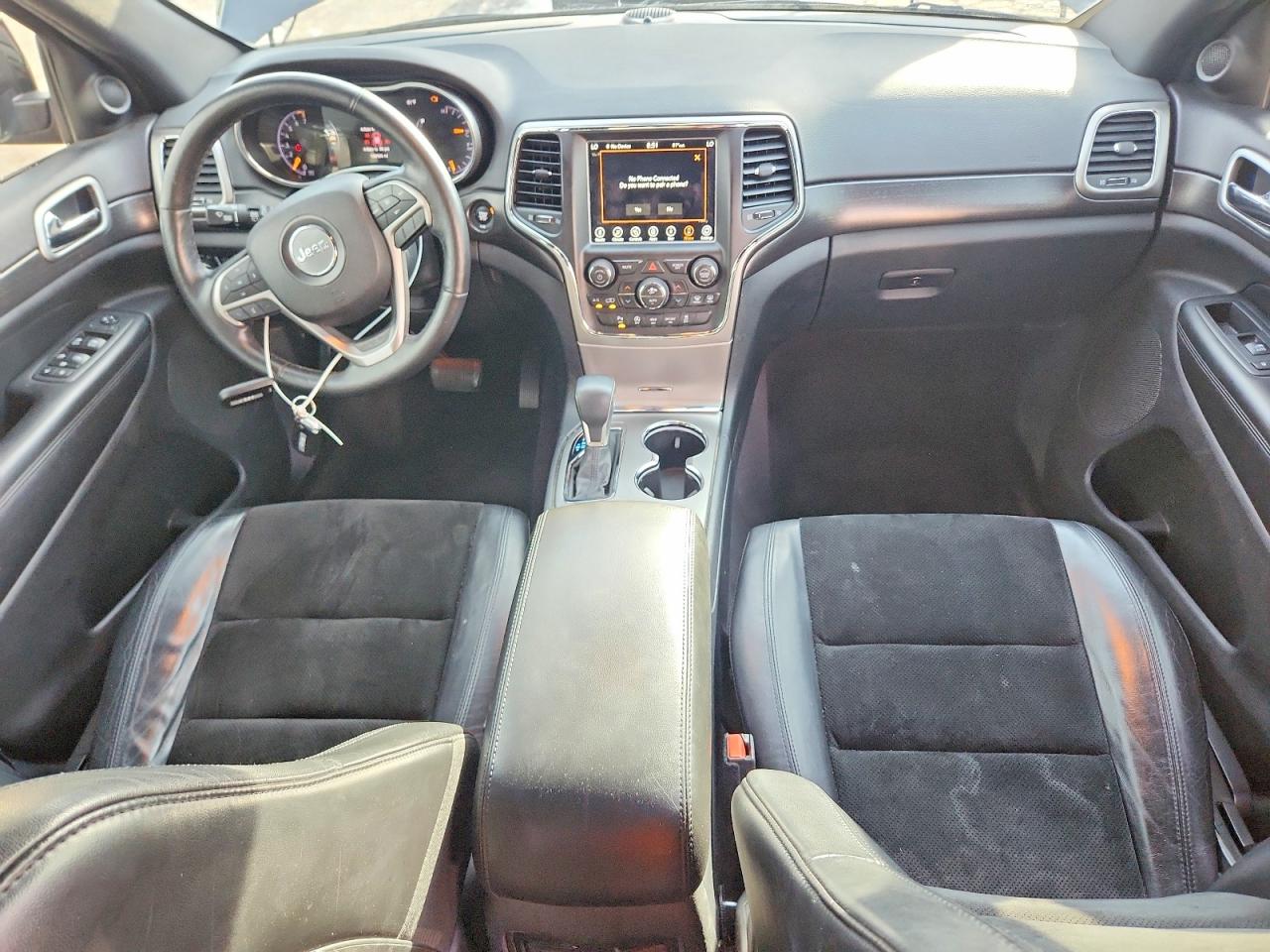 2018 JEEP GRAND CHEROKEE LAREDO photo 15