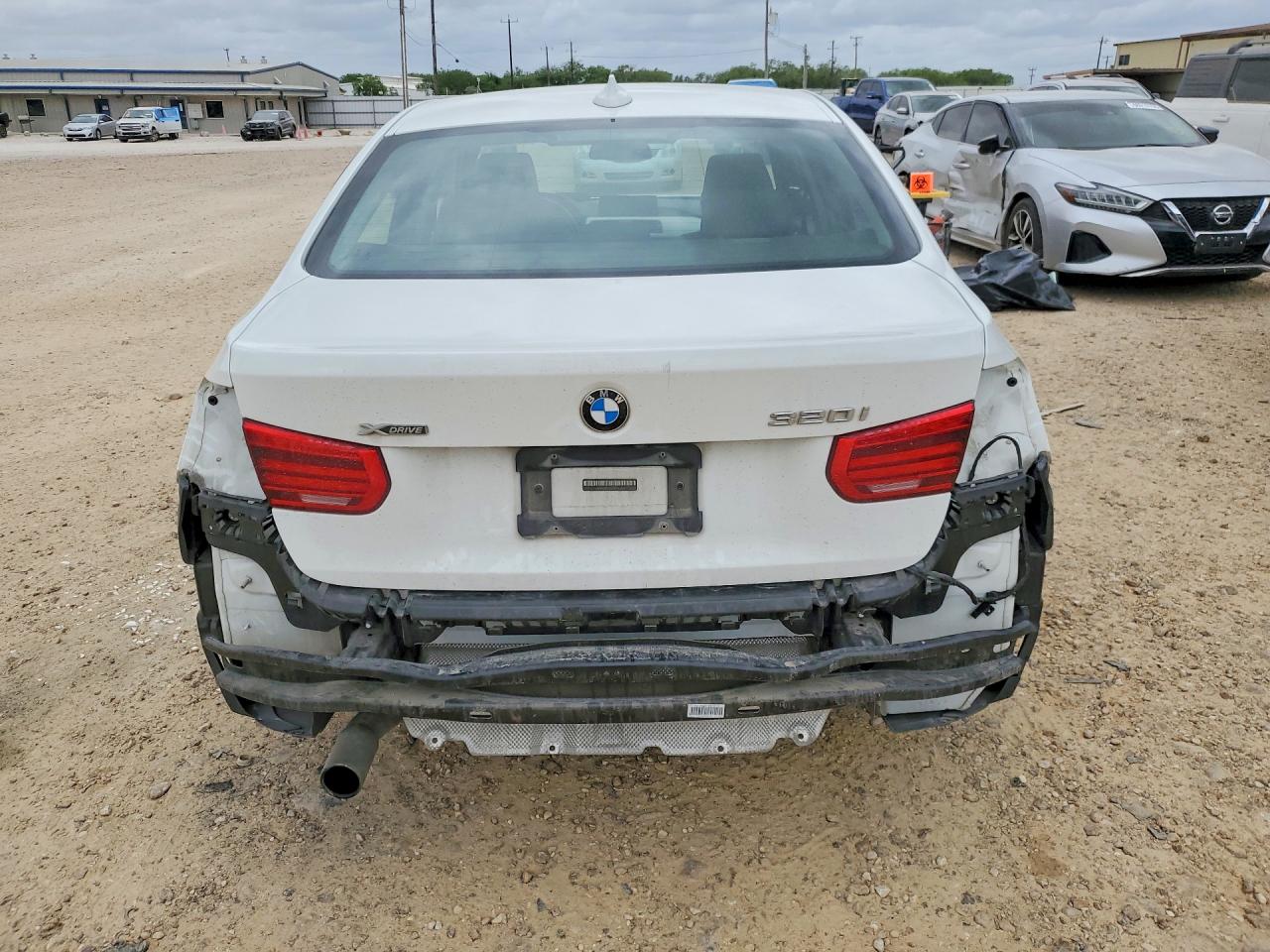 2016 BMW 320 XI photo 11